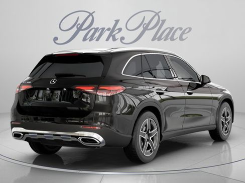 Used 2026 Mercedes-Benz GLC 300 4MATIC image 20