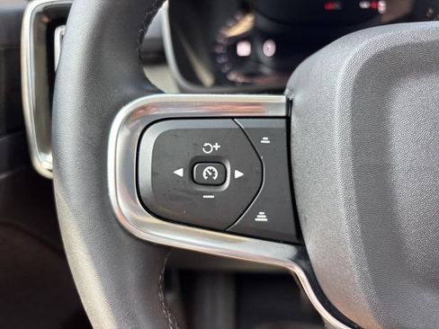 Used 2023 Volvo XC40 B5 Ultimate w/ Protection Package Premier AWD/4WD image 26