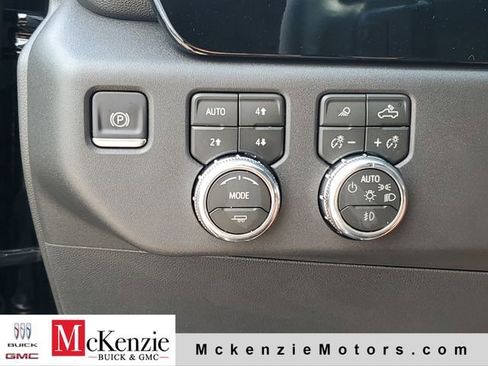 New 2026 GMC Sierra 1500 Elevation w/ Elevation Premium Package AWD/4WD image 19