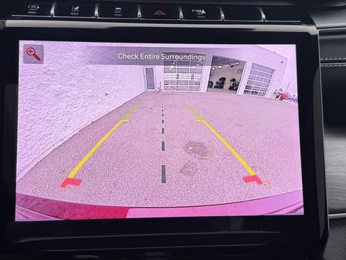 Used 2024 Jeep Grand Cherokee Limited image 27