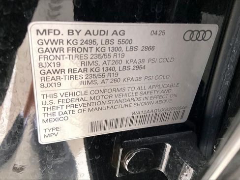 Used 2025 Audi Q5 Premium Plus w/ Premium Plus AWD/4WD image 33