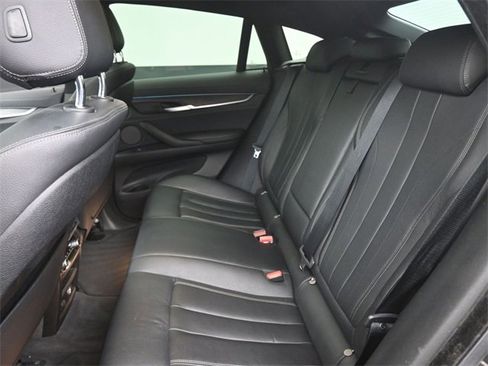 Used 2019 BMW X6 xDrive35i w/ Premium Package image 10