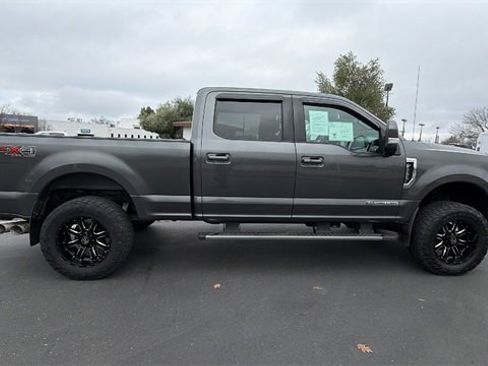 Used 2017 Ford F250 Lariat w/ Lariat Ultimate Package image 3