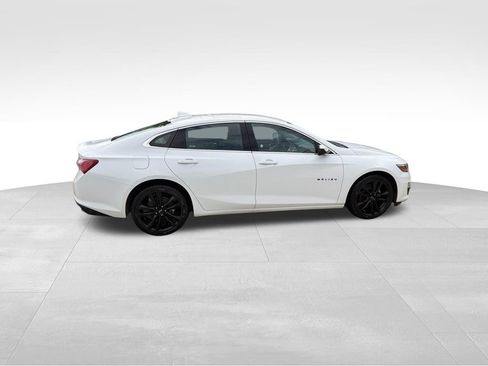 Used 2024 Chevrolet Malibu LT w/ Midnight Edition FWD image 12