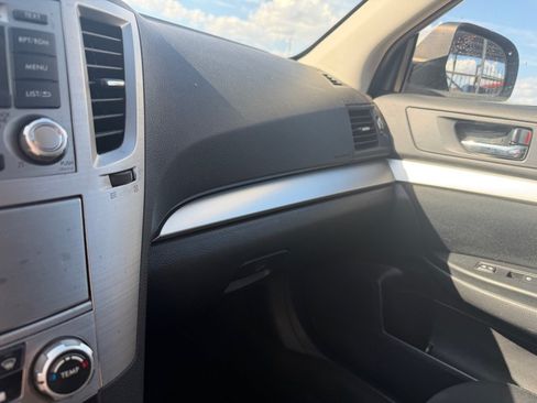 Used 2013 Subaru Outback 2.5i Premium w/ All-Weather Pkg AWD/4WD image 27