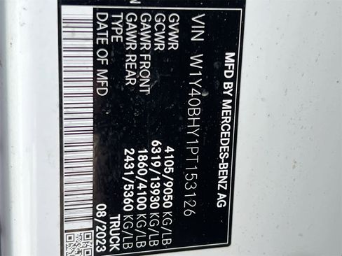 Used 2023 Mercedes-Benz Sprinter 2500 image 29