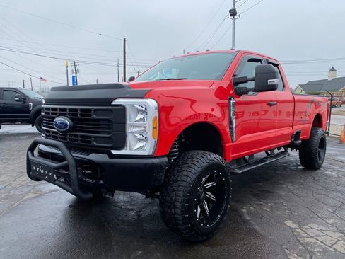 Used 2023 Ford F250 XL w/ Snow Plow Prep Package image 8