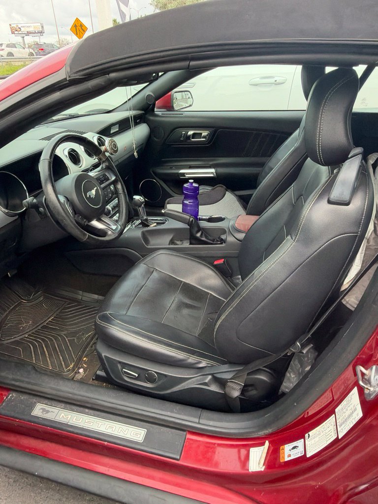 Used 2016 Ford Mustang GT Premium RWD image 3