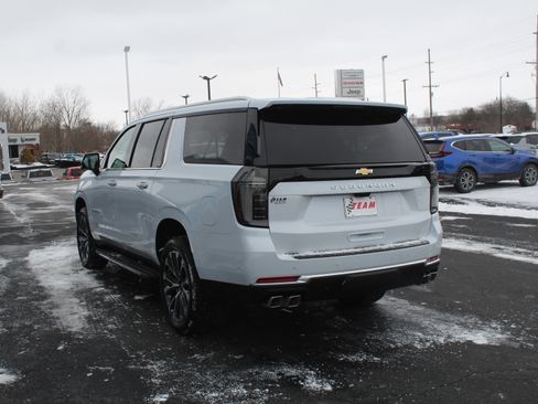 New 2026 Chevrolet Suburban High Country image 5