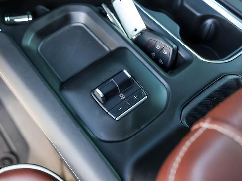 Certified 2025 GMC Sierra 2500 Denali Ultimate w/ Max Trailering Package image 22