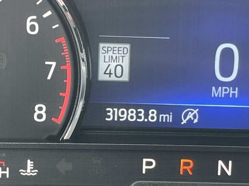 Used 2024 Ford Explorer XLT w/ Equipment Group 202A AWD/4WD image 46
