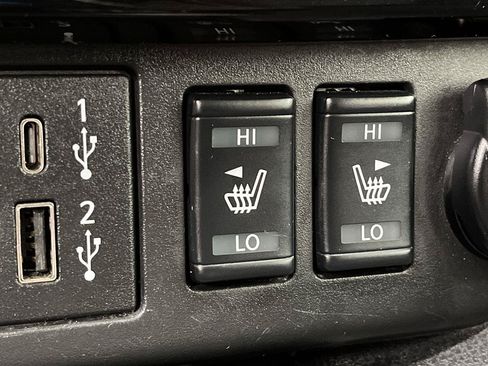 Used 2022 Nissan Leaf SV Plus FWD image 22