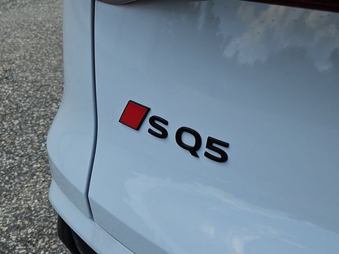 New 2026 Audi SQ5 Premium Plus AWD/4WD image 6