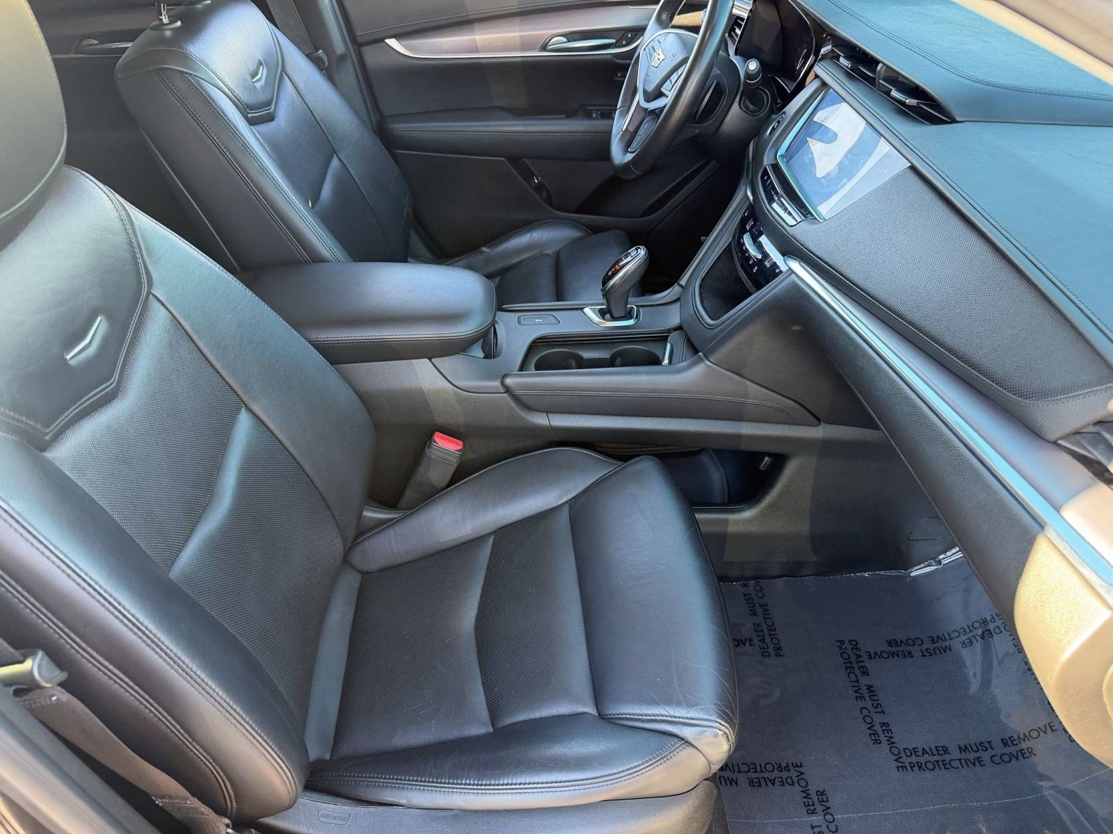 Used 2017 Cadillac XT5 Luxury FWD image 25
