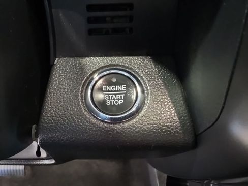 Used 2020 Ford F150 Lariat AWD/4WD image 28
