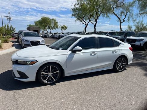 Used 2023 Honda Civic Touring image 1