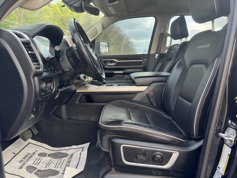 Used 2022 RAM 1500 Laramie image 10