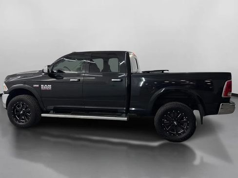 Used 2018 RAM 2500 Laramie w/ Snow Chief Group AWD/4WD image 5