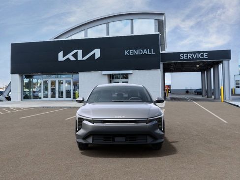 New 2026 Kia K4 LXS FWD image 2