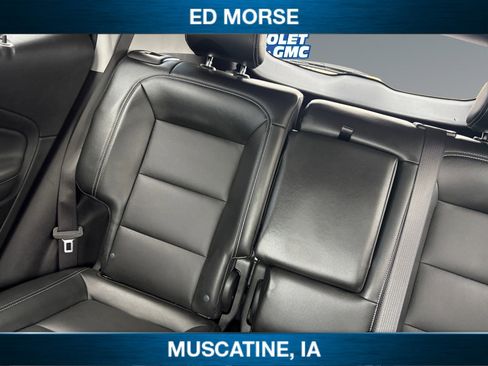 Used 2022 GMC Terrain SLT w/ Infotainment Package II image 17