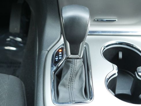 Used 2019 Jeep Grand Cherokee Laredo AWD/4WD image 20