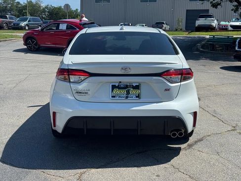 Used 2023 Toyota Corolla SE FWD image 4