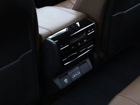 Used 2023 Acura MDX SH-AWD w/ Technology Package image 11