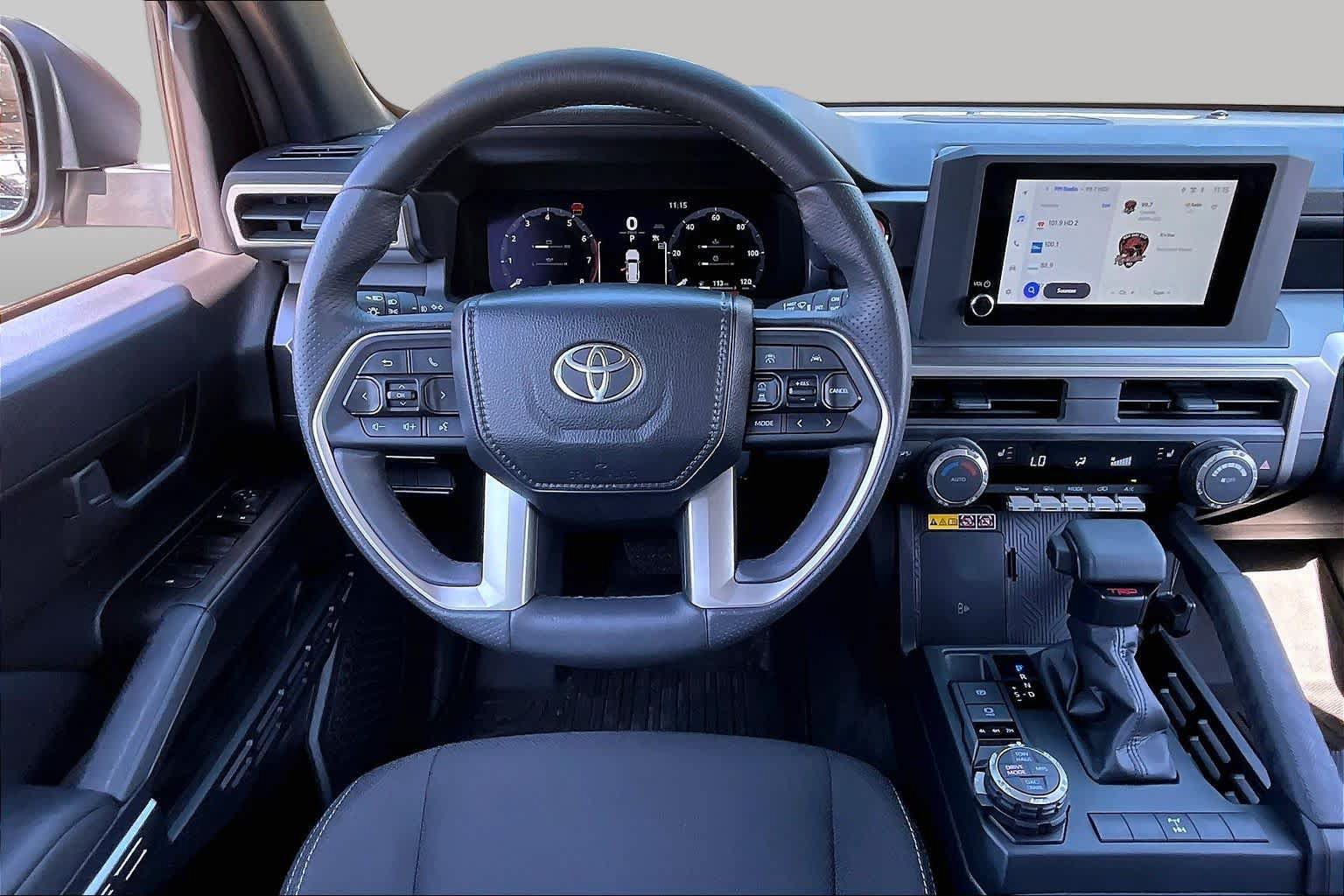 Used 2025 Toyota 4Runner TRD Off-Road AWD/4WD image 5