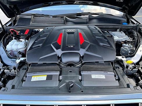 Used 2023 Audi SQ7 Premium Plus AWD/4WD image 30