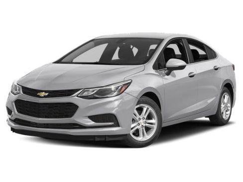 Used 2018 Chevrolet Cruze LT FWD image 1