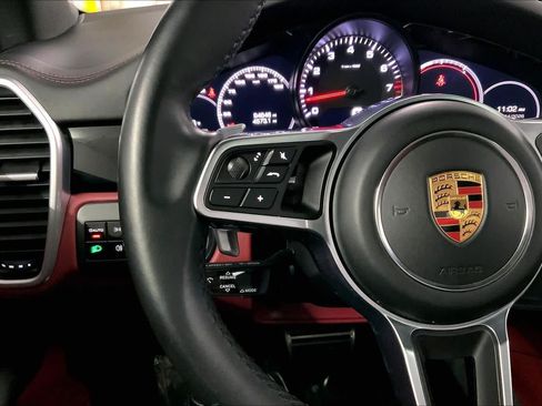 Used 2019 Porsche Cayenne S AWD/4WD image 24