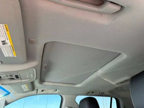 Used 2019 Chevrolet Tahoe LT image 14