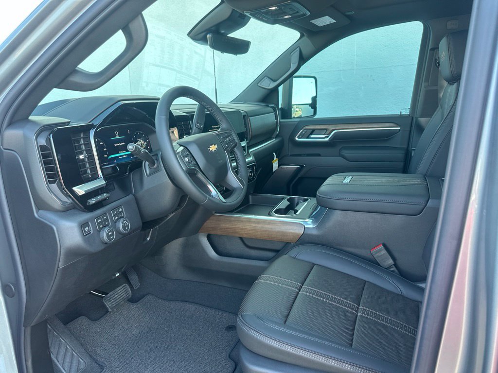 New 2026 Chevrolet Silverado 2500 High Country w/ Technology Package AWD/4WD image 24