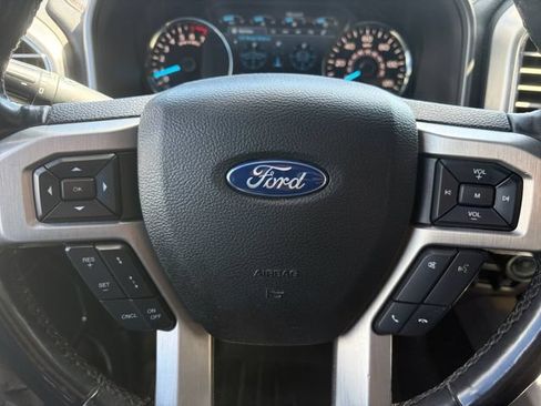 Used 2018 Ford F150 Platinum w/ Equipment Group 701A Luxury AWD/4WD image 7