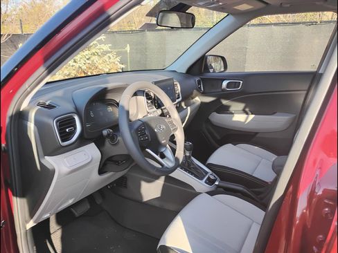 New 2026 Hyundai Venue SEL image 19