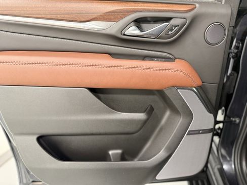 Used 2024 GMC Yukon XL Denali Ultimate image 27