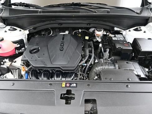 Used 2023 Hyundai Santa Fe SEL AWD/4WD image 9
