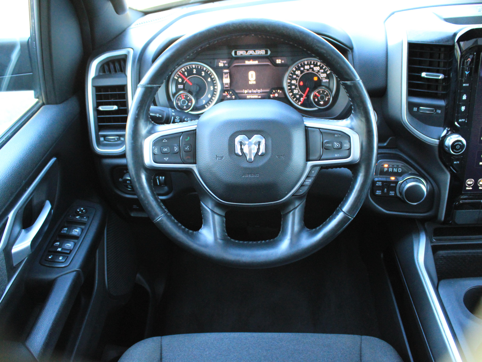 Used 2020 RAM 1500 Big Horn AWD/4WD image 13