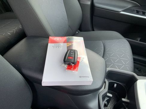 New 2025 Toyota RAV4 XLE image 9