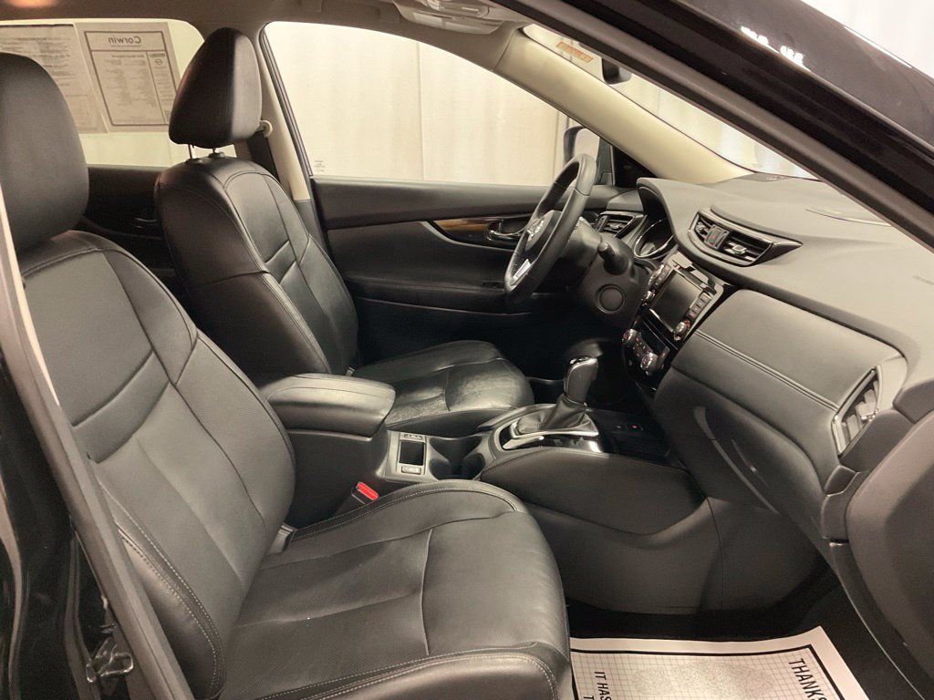 Used 2019 Nissan Rogue SL AWD/4WD image 27
