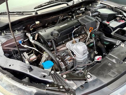 Used 2017 Honda Accord LX image 84