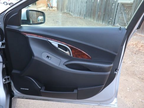 Used 2013 Buick LaCrosse Touring image 26
