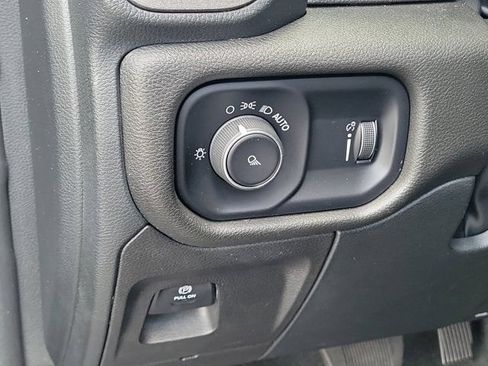 Used 2022 RAM 1500 Tradesman AWD/4WD image 18
