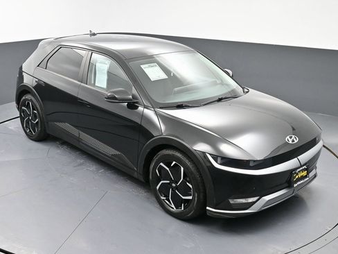 Used 2022 Hyundai Ioniq 5 SE w/ Cargo Package image 38