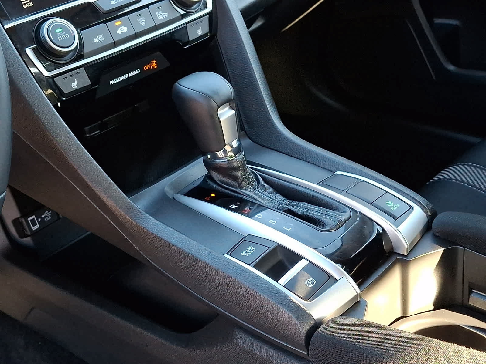 Used 2018 Honda Civic EX-T image 16