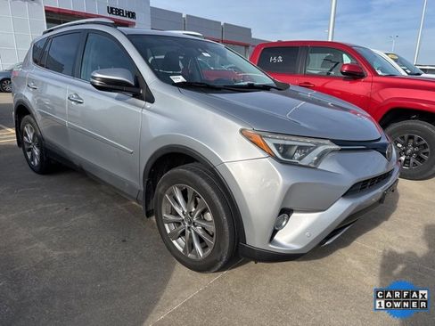Used 2016 Toyota RAV4 Limited image 12