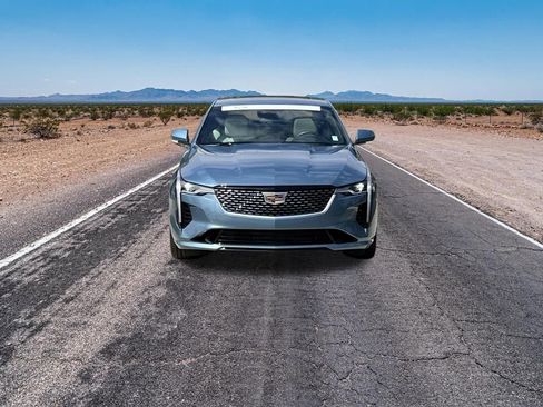 Certified 2023 Cadillac CT4 Premium Luxury image 2