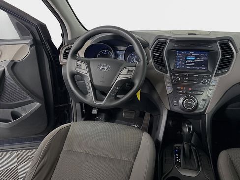 Used 2019 Hyundai Santa Fe XL SE FWD image 22