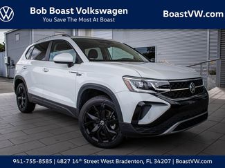 Certified 2022 Volkswagen Taos SEL image 1