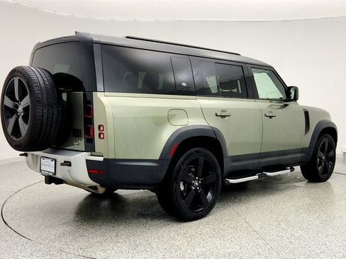 Used 2023 Land Rover Defender 130 S image 5